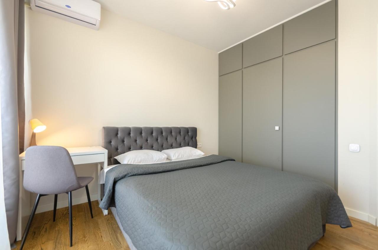 Апартаменти Petrovdom 220-126-226 In Rc Hofman House Київ Екстер'єр фото